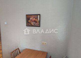 Сдаю 3-ком. квартиру, 42 м2, Новосибирск, Каменская улица, 54