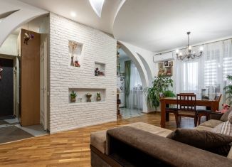 Продается 3-комнатная квартира, 57 м2, Ставропольский край, Краснофлотская улица, 80