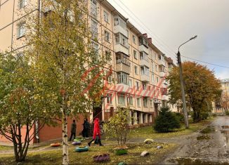 Продается 2-комнатная квартира, 44.8 м2, Северодвинск, проспект Труда, 17