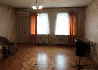 3-комнатная квартира в аренду, 80 м2, Новочеркасск, улица Думенко, 20