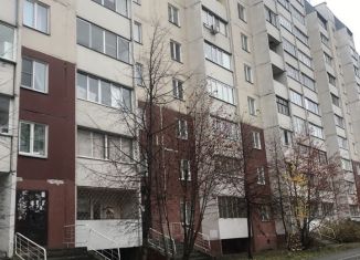 Продам 2-комнатную квартиру, 43 м2, Новосибирск, улица В. Высоцкого, 42