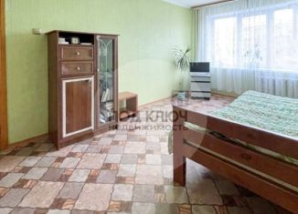 Продаю 4-комнатную квартиру, 81 м2, Топки, улица Лермонтова, 1