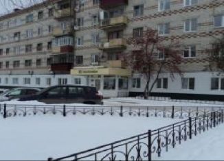 Продаю офис, 274 м2, Заводоуковск, улица Республики, 3