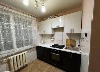 Сдается в аренду 3-комнатная квартира, 65 м2, Калининград, Батальная улица, 83, Московский район