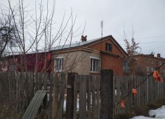 Продам двухкомнатную квартиру, 44 м2, Камбарка, Южная улица, 2