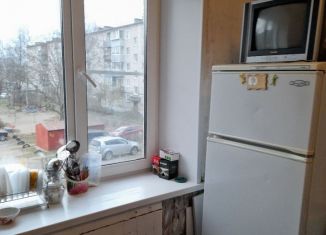 Сдам однокомнатную квартиру, 30 м2, Кимры, улица Чапаева, 18