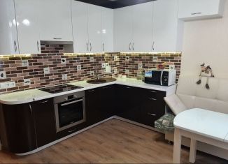 Продам 3-ком. квартиру, 75 м2, Нижний Новгород, ЖК Новая Кузнечиха, улица Романтиков, 8