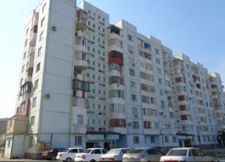 Двухкомнатная квартира на продажу, 56 м2, город Кизилюрт, улица Гагарина, 82