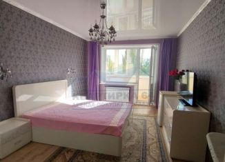 Продается 3-комнатная квартира, 83 м2, Саратовская область, улица Академика Жук, 2