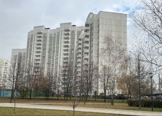 Сдается трехкомнатная квартира, 83 м2, Москва, улица Адмирала Лазарева, 11, метро Улица Горчакова