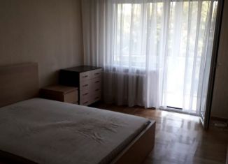 Сдается 2-комнатная квартира, 44 м2, Краснодарский край, улица Селезнёва, 92