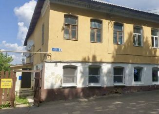 Сдается 2-комнатная квартира, 33 м2, Боровск, улица Ленина, 8