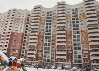 Продам однокомнатную квартиру, 38 м2, Московская область, 3-й микрорайон, 18
