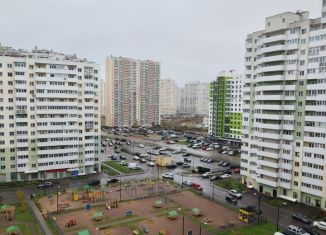 Продаю 2-комнатную квартиру, 57.4 м2, посёлок Шушары, ЖК Шушары 463, Старорусский проспект, 6