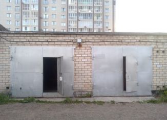 Продаю гараж, 30 м2, Казань, улица Комиссара Габишева, 1-2-112