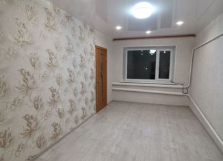 Двухкомнатная квартира на продажу, 39 м2, село Кривошеино, улица Кирова