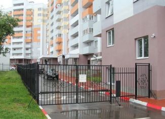 Продаю 2-ком. квартиру, 65 м2, Екатеринбург, Круговая улица, 18, ЖК Рудный