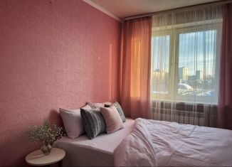 3-комнатная квартира в аренду, 101 м2, Татарстан, проспект Универсиады, 16