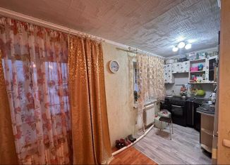 Продам 3-комнатную квартиру, 57.3 м2, Свердловская область, улица Строителей, 3