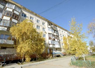 Продается 3-комнатная квартира, 64 м2, Якутск, улица Хабарова, 27к4, Губинский округ