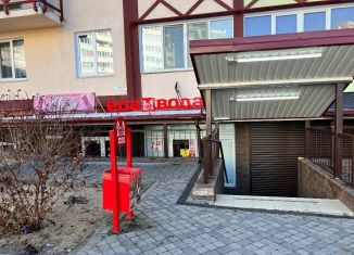 Продам торговую площадь, 90 м2, Симферополь, Балаклавская улица, 135