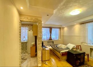Продам однокомнатную квартиру, 32 м2, Екатеринбург, метро Геологическая, улица Чапаева, 53