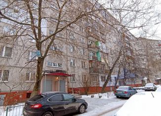 Продается 3-комнатная квартира, 63.7 м2, Нижний Новгород, улица Сергея Акимова, 20, 3-й микрорайон