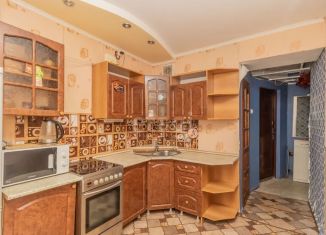 Продаю 2-комнатную квартиру, 52.5 м2, Челябинск, переулок Мамина, 2Б