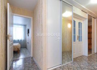 Продажа трехкомнатной квартиры, 60 м2, Новосибирск, улица Сибиряков-Гвардейцев, 59