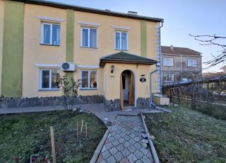 Продаю дом, 278.6 м2, Крым, улица Ленина